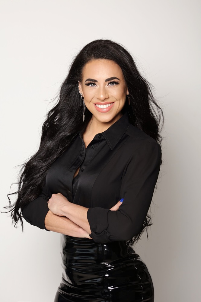 Coral Mujaes, empresaria y mentora, será conferencista en el "FORO FORBES MUJERES PODEROSAS EN ESPAÑOL 2024"